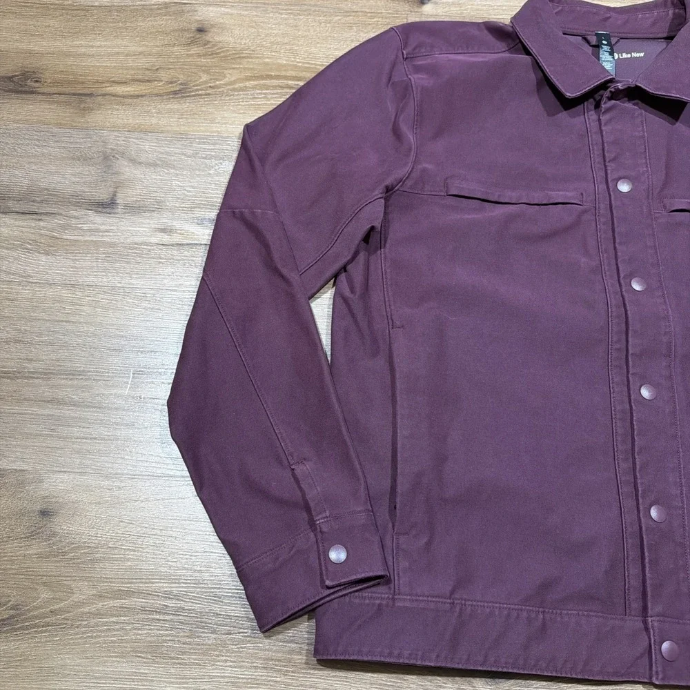 Lululemon Men's LARGE City‎ Excursion Snap Jacket LM3CZGS Plum Cassis Burgundy L
